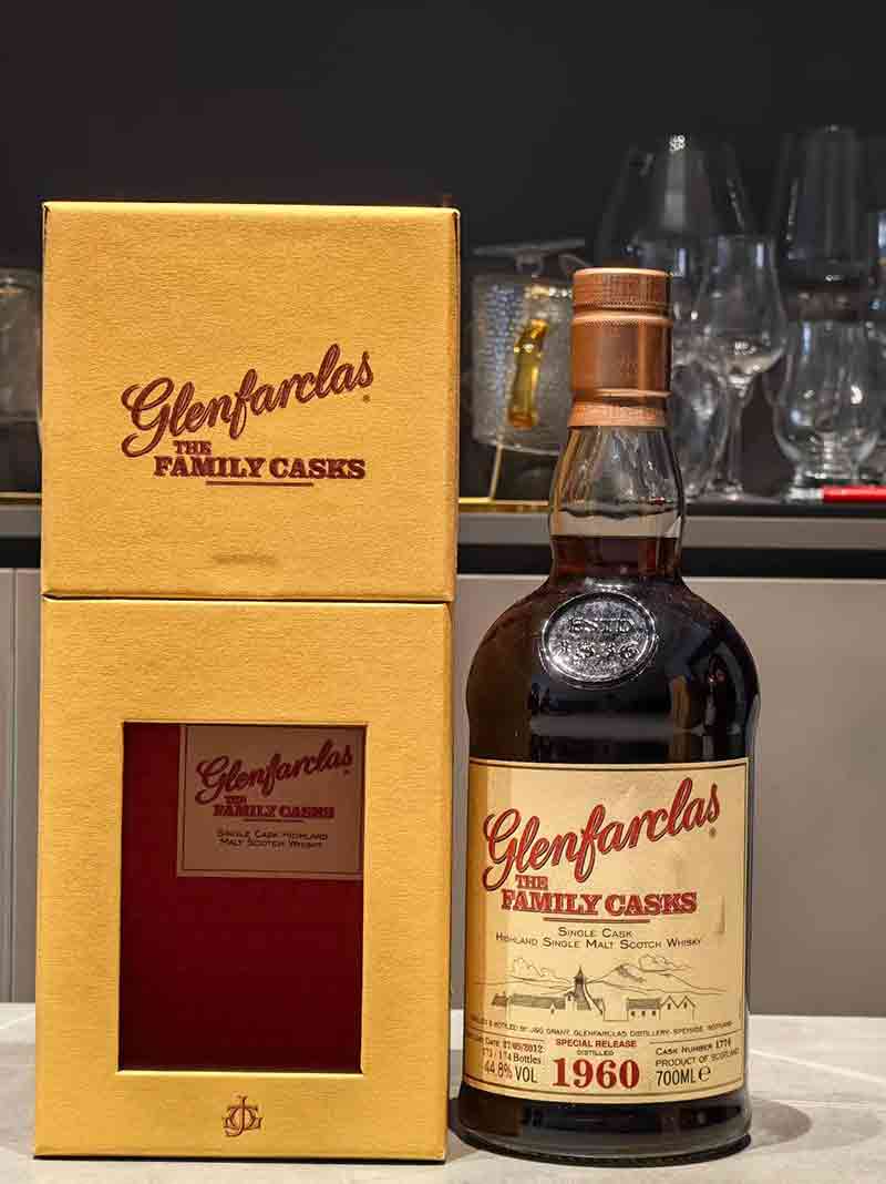 格蘭花格 Glenfarclas 1960「Family Casks 家族單桶系列」珍稀單一麥芽威士忌
