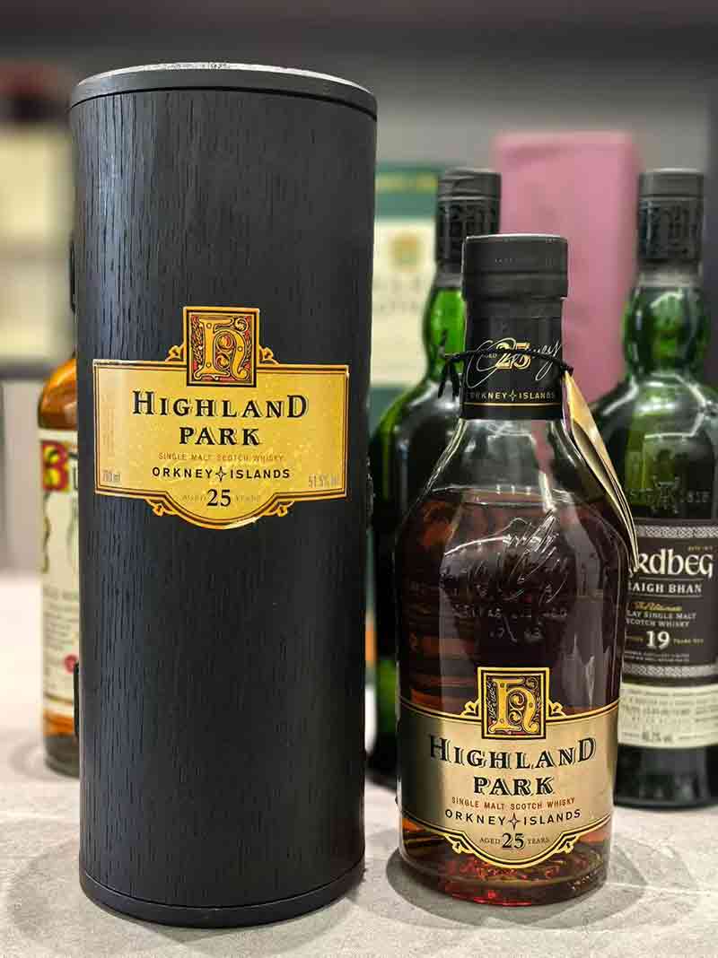 高原騎士 Highland Park 25年「第一代大頭圓樽」極珍稀原桶強度蘇格蘭單一麥芽威士忌